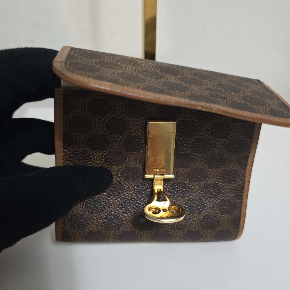 Celine Wallet - Picture 7 of 9